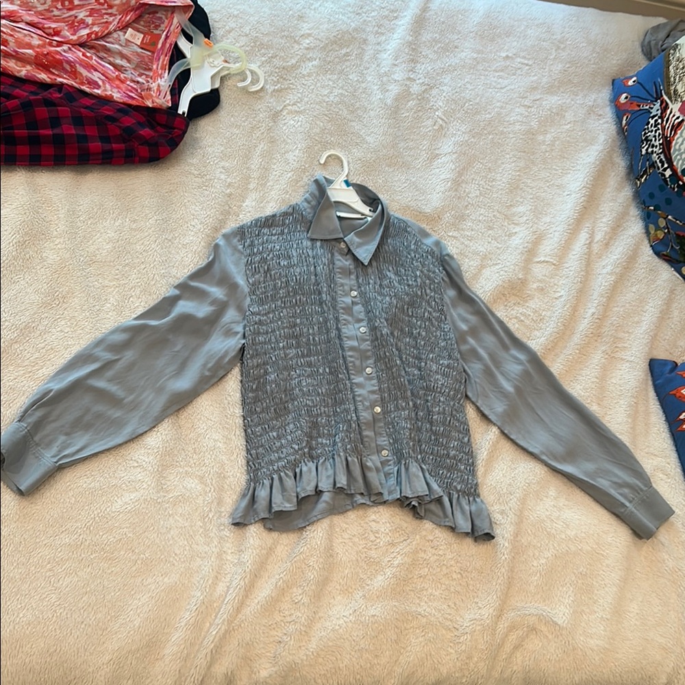 Elegant Gray Button Down Shirt for Women